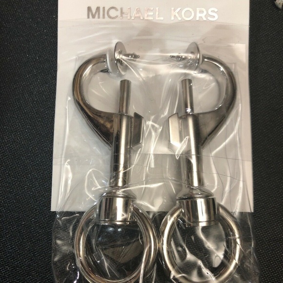 Michael Kors Silvertone Runway Earrings MKJ6868040 - Picture 1 of 3